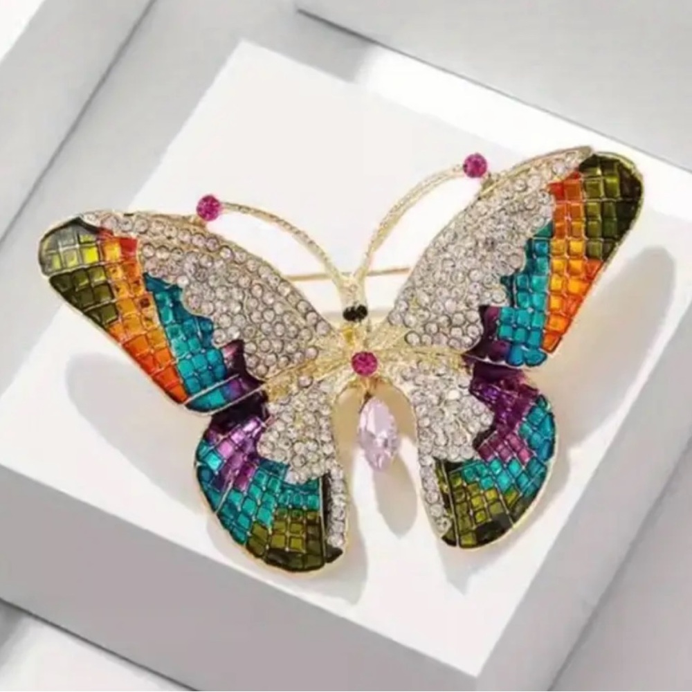 ❌SOLD❌Multicolor Butterfly Brooch